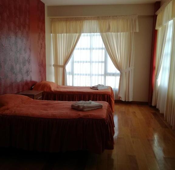 اتاق استاندارد, The Oruro Inn