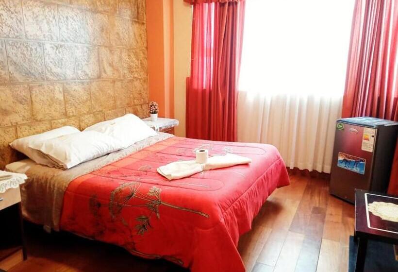 اتاق استاندارد, The Oruro Inn