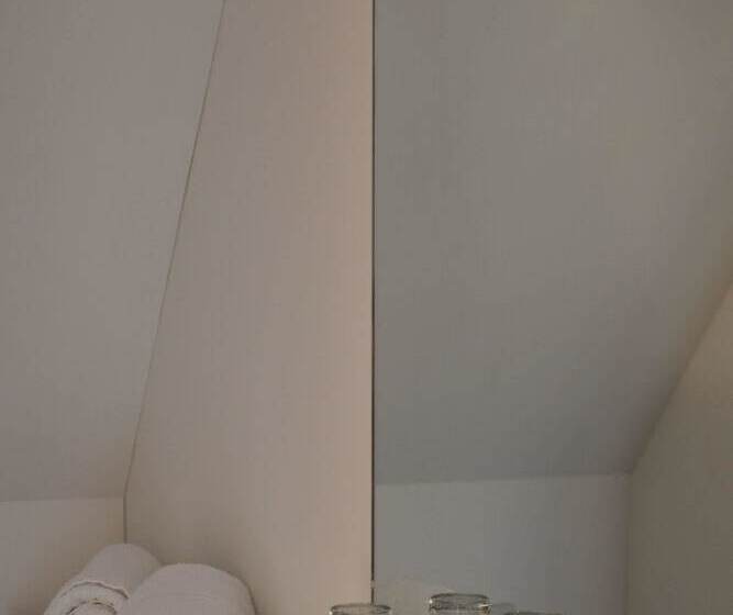 اتاق لوکس, B&b Veado