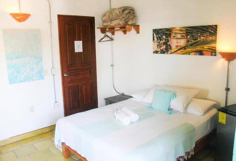 اتاق استاندارد سه نفره, Sayulita Central