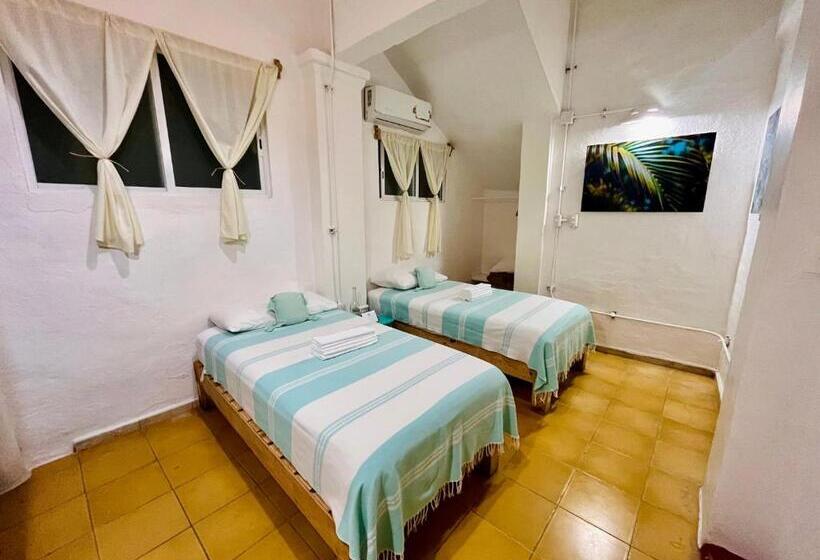 Economy Triple Room, Sayulita Central