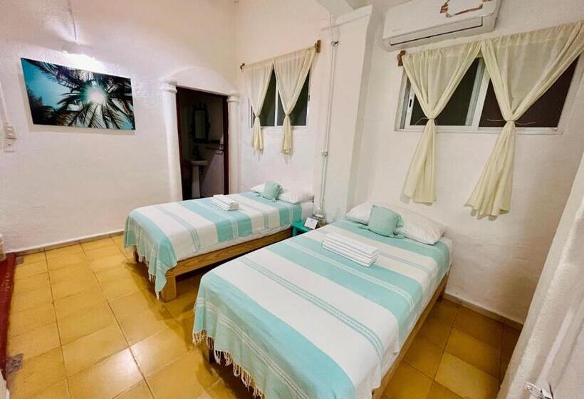 Economy Triple Room, Sayulita Central