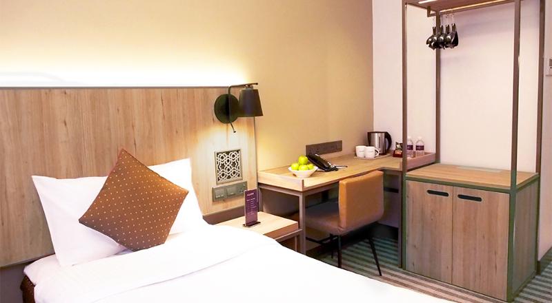 اتاق استاندارد, Dash Living Rochor