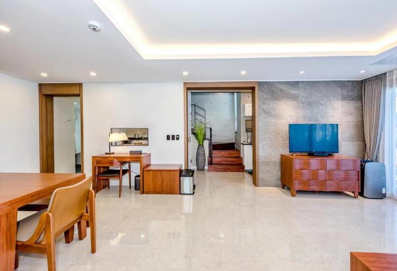 اتاق لوکس خانوادگی, Arts Spa&poolvilla