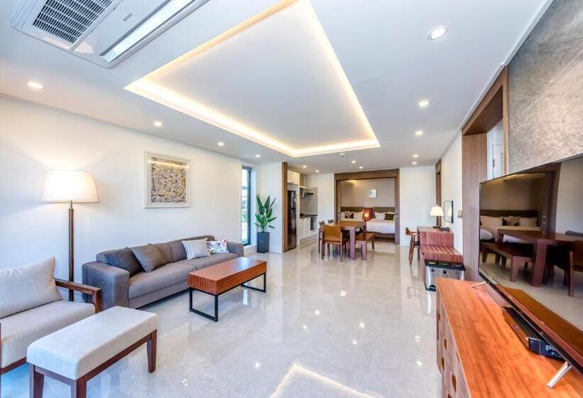 اتاق لوکس خانوادگی, Arts Spa&poolvilla