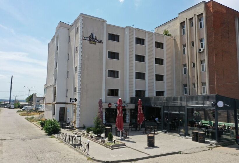 اتاق لوکس, Mbi Travel Inn