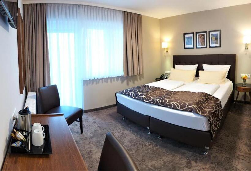 اتاق استاندارد با تخت بزرگ, Regina