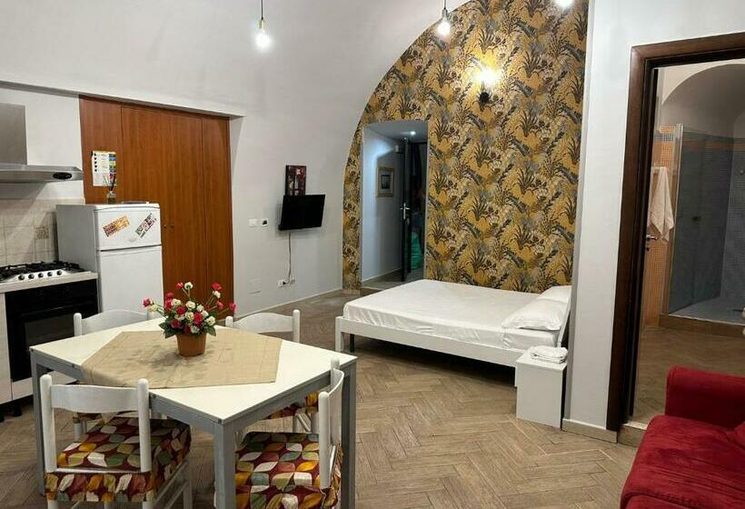패밀리 스튜디오, Palazzo Cardinale Rooms