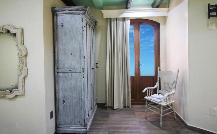 חדר סטנדרט עם מרפסת, Alondra Hotel Boutique