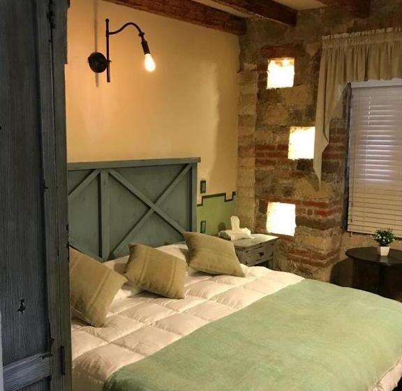 חדר דחוקס עם מיטת קינג, Alondra Hotel Boutique