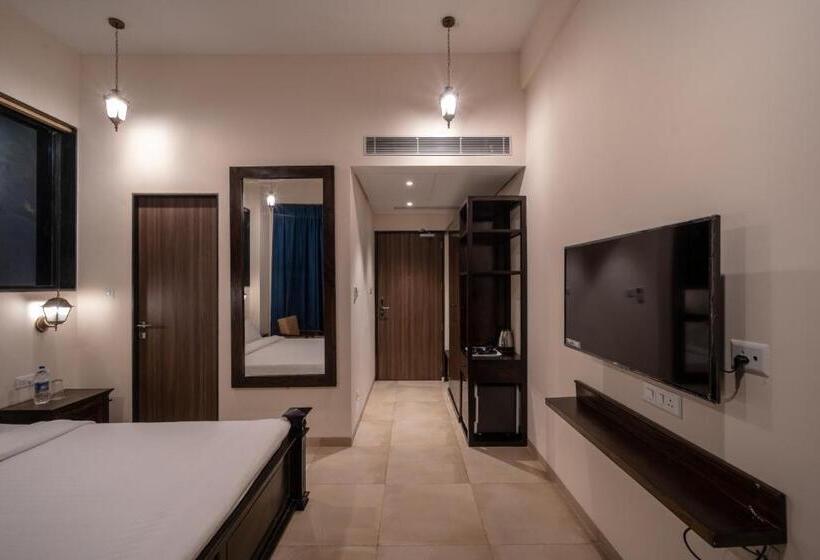 Номер Премиум, Triose Boutique Hotel Lonavala