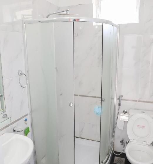 اتاق لوکس, Hostel Katunayake At Colombo Airport Transit