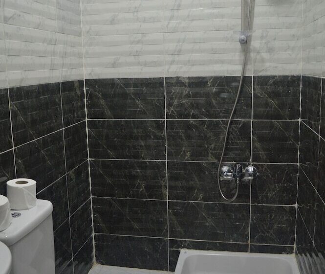 اتاق سوپریور چهار تخته, Midtown Hostel