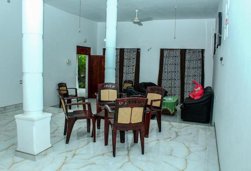 اتاق استاندارد, Ever Glow Guest Mirissa