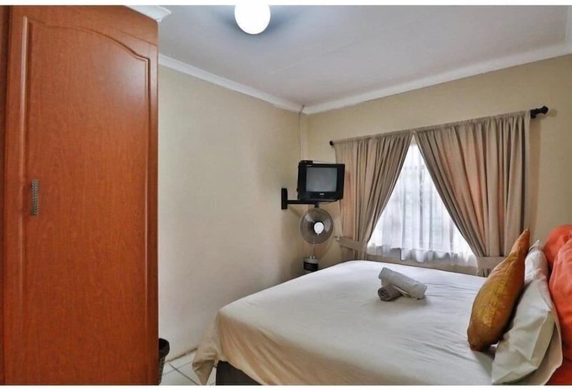 اتاق استاندارد, Asante Sana Guesthouse