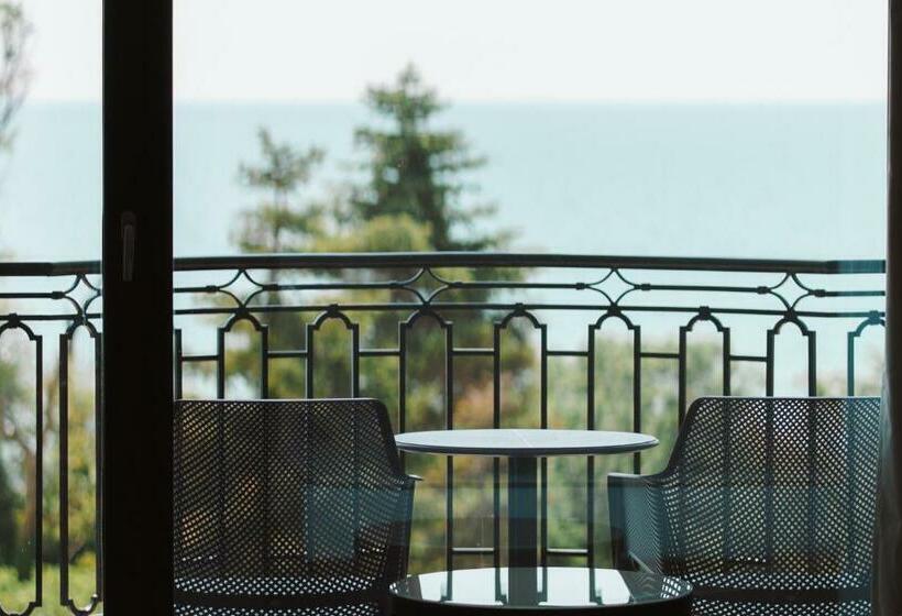 חדר סטנדרט נוף לים עם מרפסת, Astor Garden
