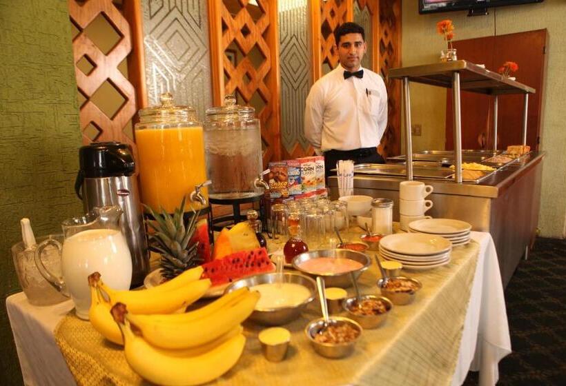 اتاق اجرایی با تخت بزرگ, Paradise Inn