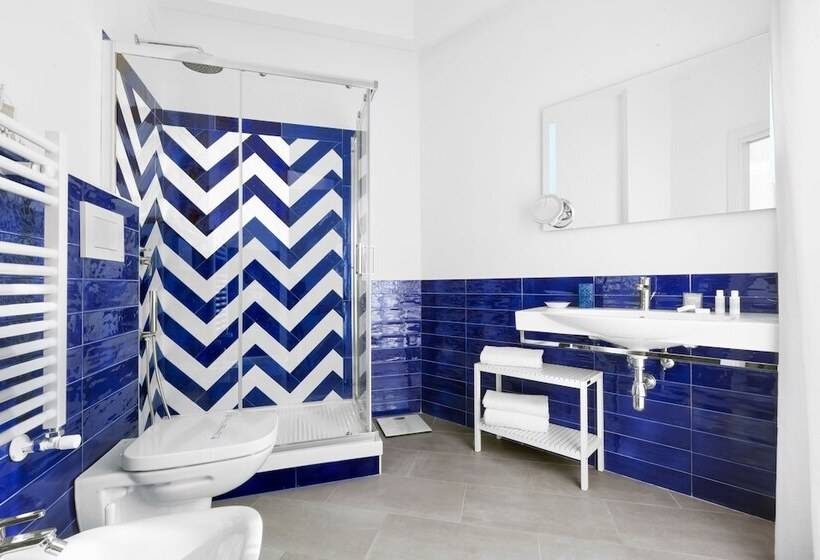 اتاق لوکس, Sirocco Suites