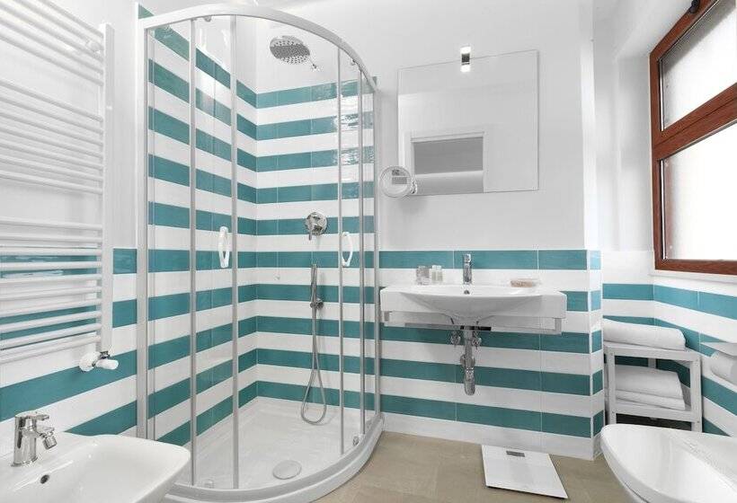 اتاق لوکس, Sirocco Suites