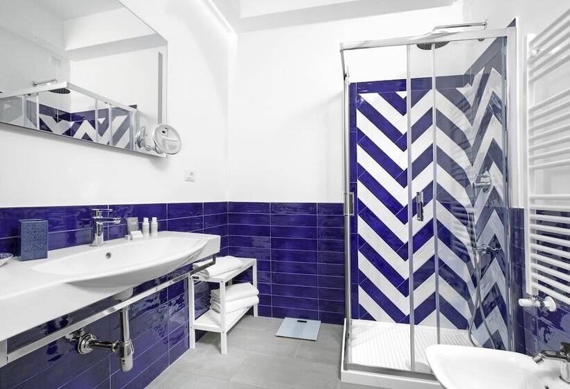 سوییت جونیور, Sirocco Suites