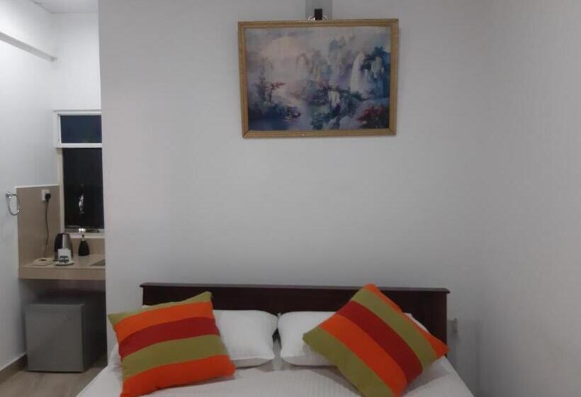 اتاق لوکس, Villa 67