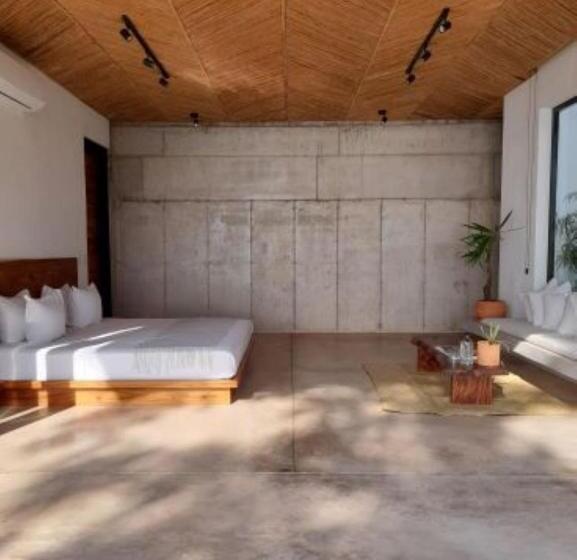 اتاق سوپریور با تخت بزرگ, Mint Santa Teresa   Adults Only