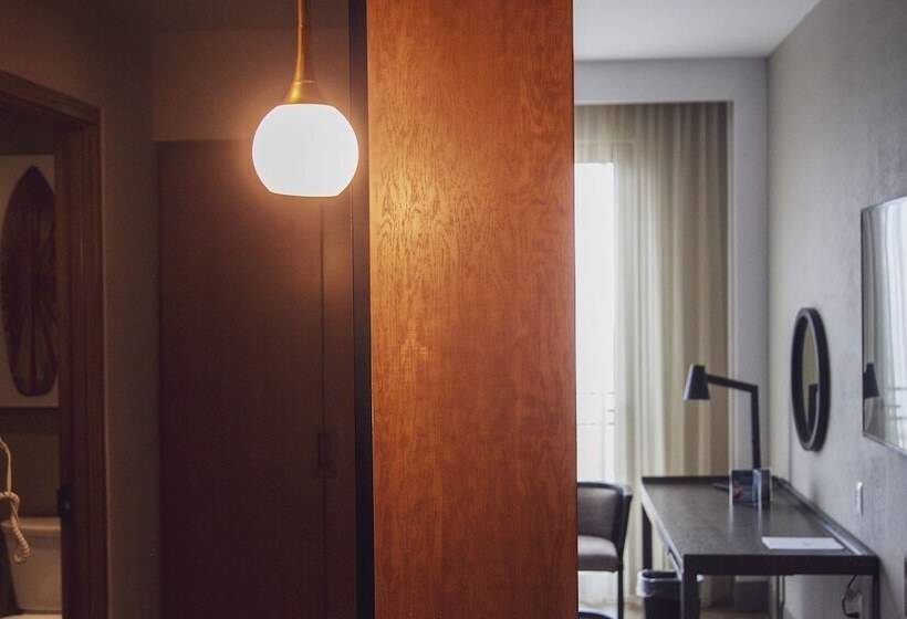 اتاق سوپریور با تخت بزرگ, Torre Lucerna Hotel Ensenada