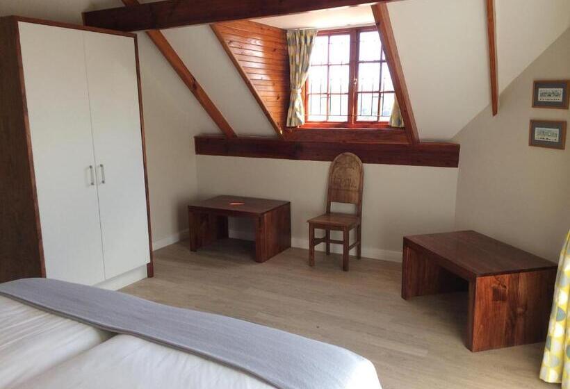 آپارتمان 1 خوابه, Fish Eagle Lodge