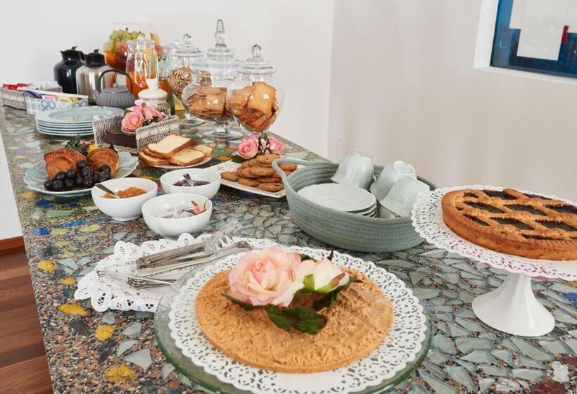 اتاق استاندارد, La Serliana
