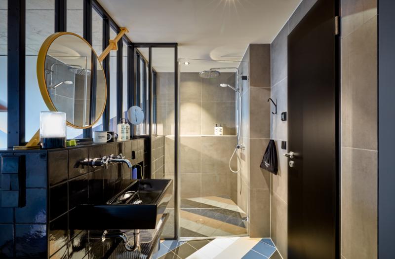 اتاق استاندارد, 25hours Hotel Das Tour