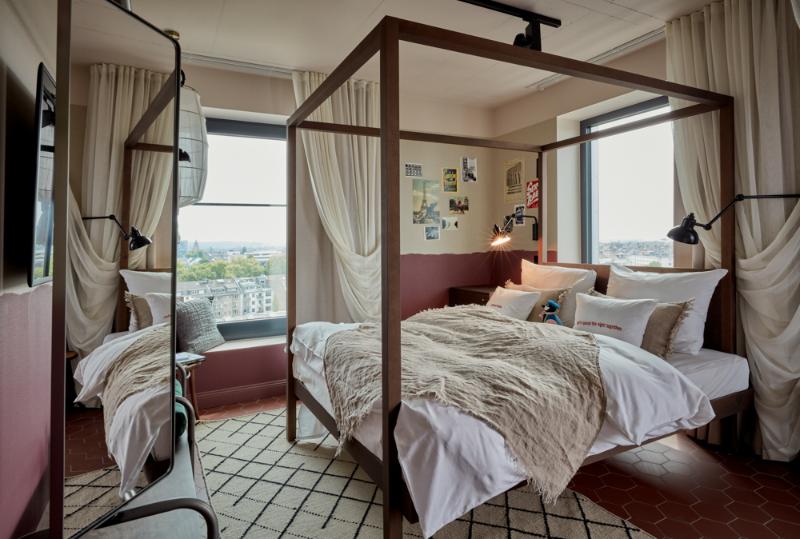 اتاق استاندارد, 25hours Hotel Das Tour