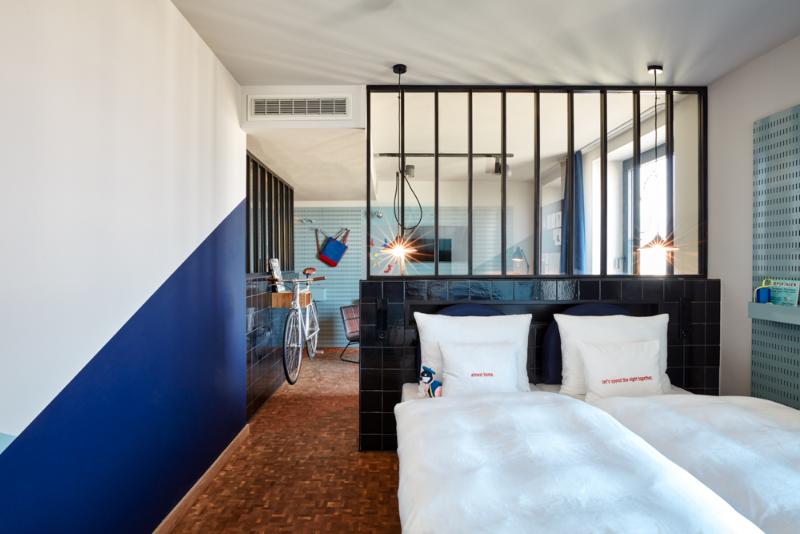 اتاق استاندارد, 25hours Hotel Das Tour