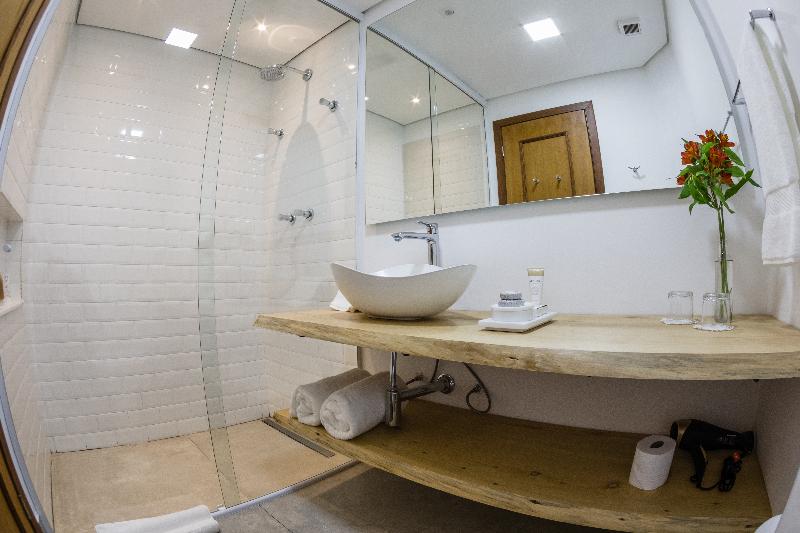 اتاق سوپریور خانوادگی, Boutique Quebra Noz