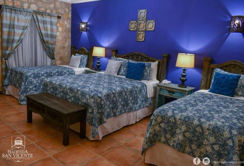 اتاق استاندارد سه نفره, Hacienda San Vicente