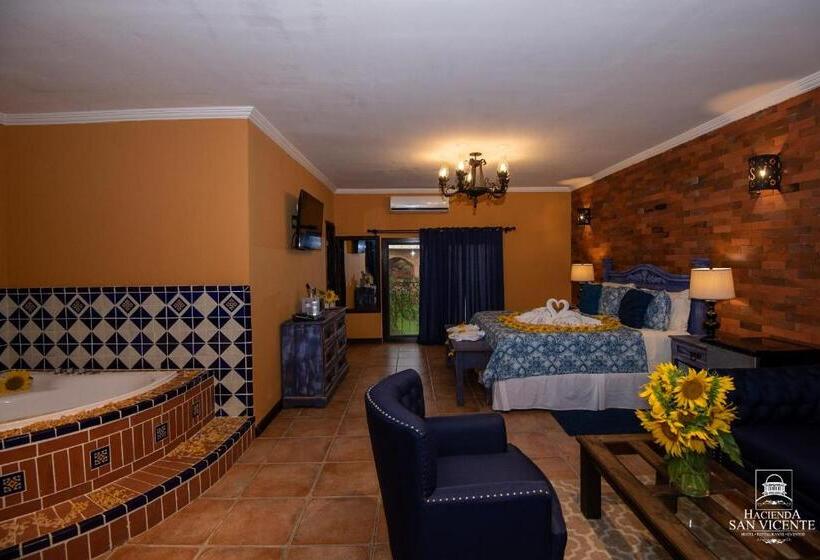 سوئیت با بالکن, Hacienda San Vicente