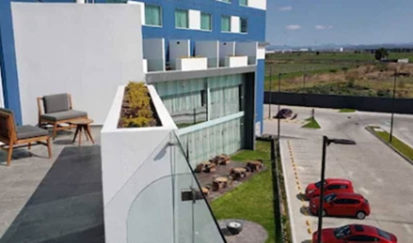 سوئیت با بالکن, Hilton Garden Inn Salamanca