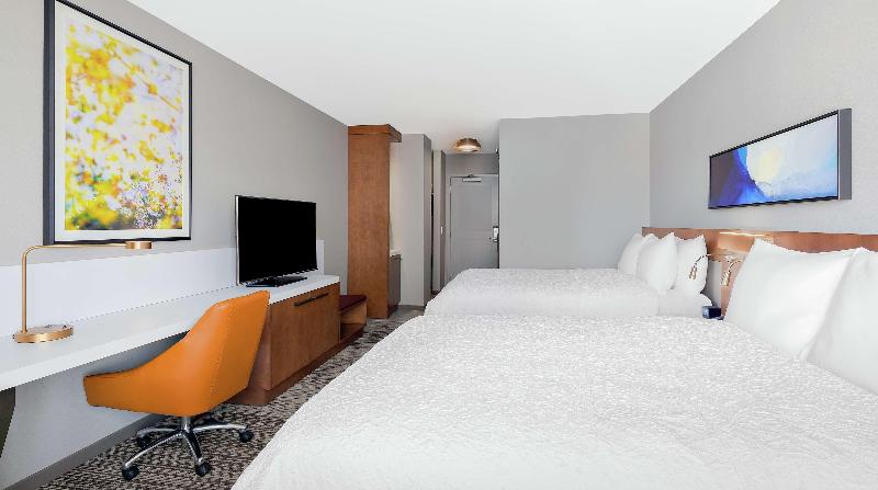 اتاق استاندارد با تخت بزرگ, Hilton Garden Inn Salamanca