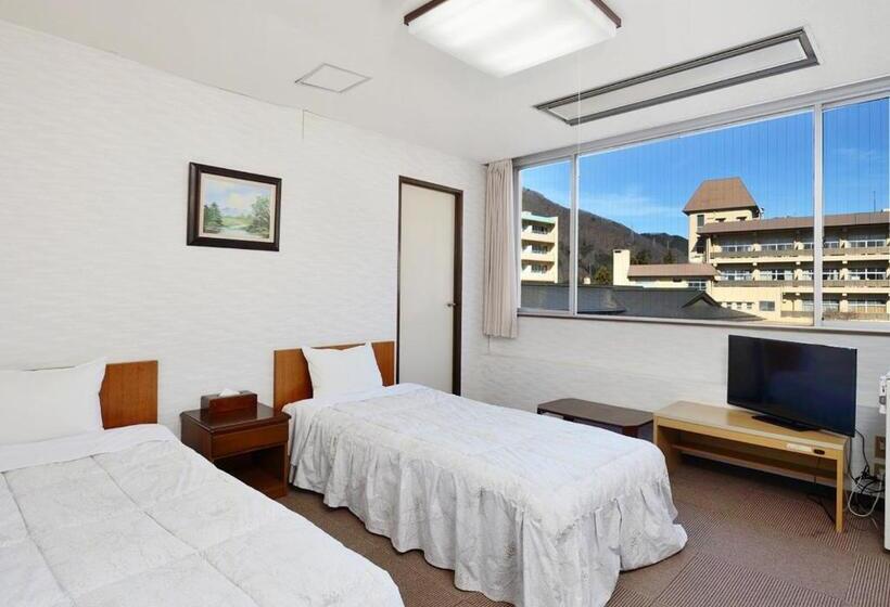 اتاق استاندارد با سرویس بهداشتی مشترک, Itoen Hotel New Sakura