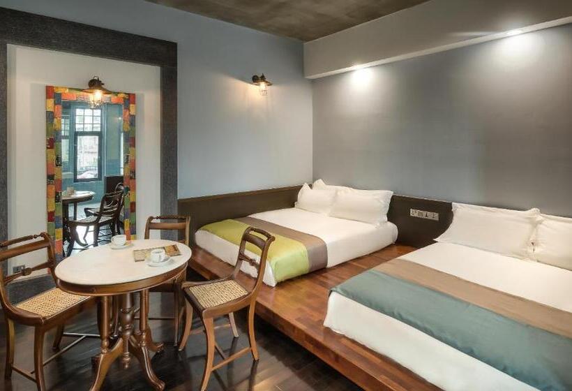 اتاق خانوادگی, Treasures Hotel And Suites