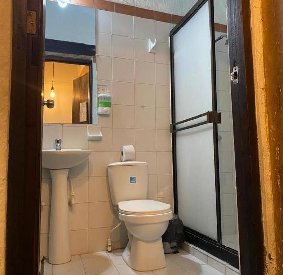 اتاق استاندارد, Hostel La Antigua Capsula