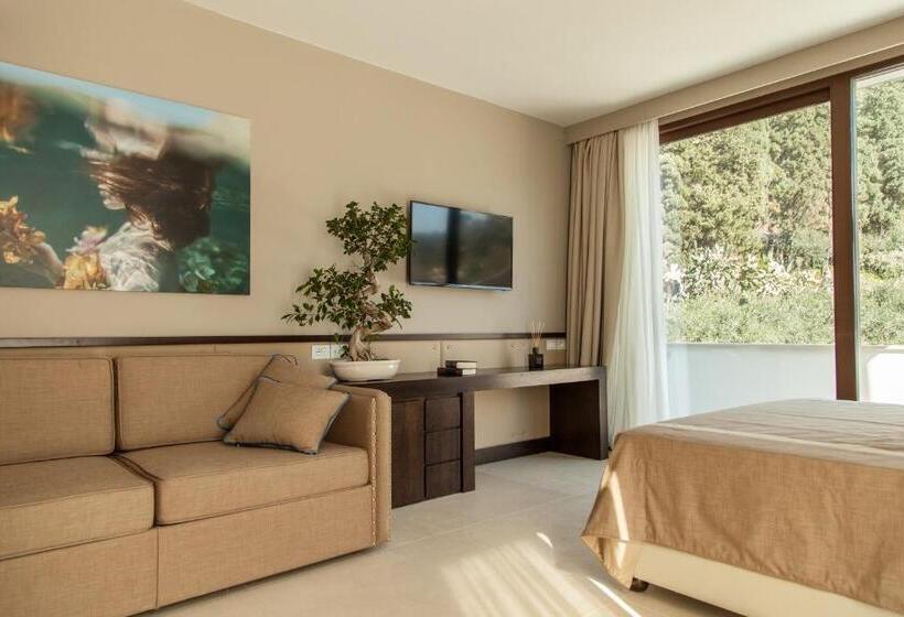 سوئیت جونیور با چشم‌انداز باغ, Ngonia Bay Boutique