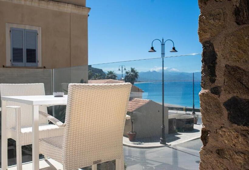 سوییت جونیور, Ngonia Bay Boutique