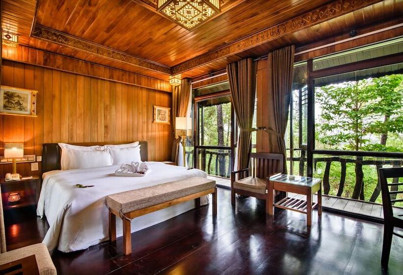 بانگلوی لوکس, Sankofa Village Hill Resort And Spa