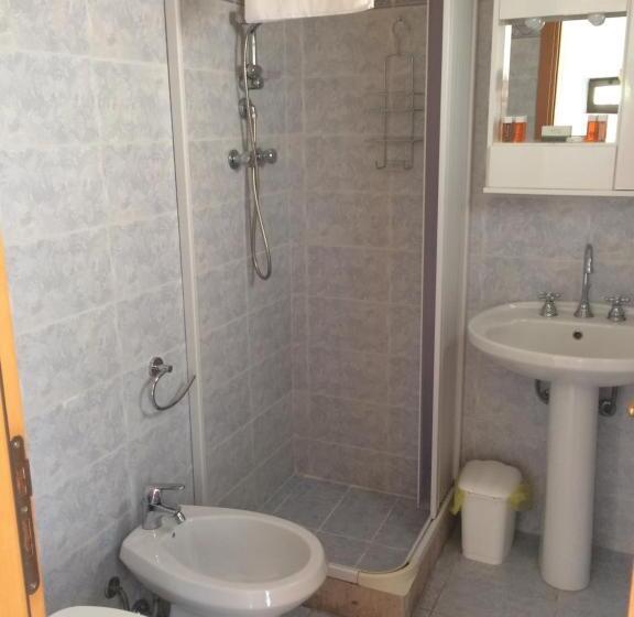 استودیو خانوادگی, B&b La Terrazza Dell'itria
