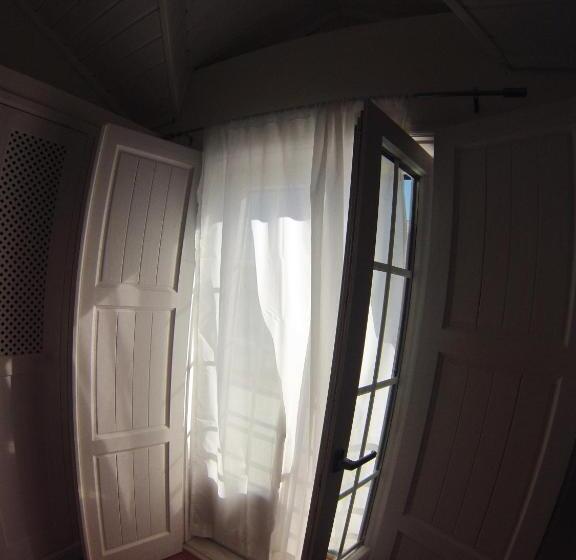 اتاق استاندارد, Hakuna Matata Hostel