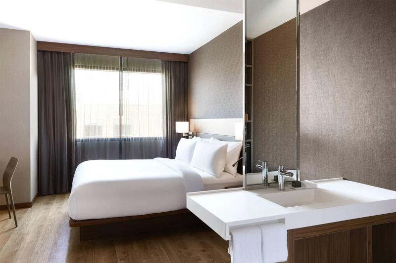 اتاق استاندارد با تخت بزرگ, Ac Hotel By Marriott Salt Lake City Downtown