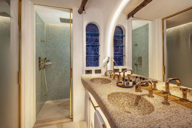 اتاق استاندارد سه نفره, Casa Notario