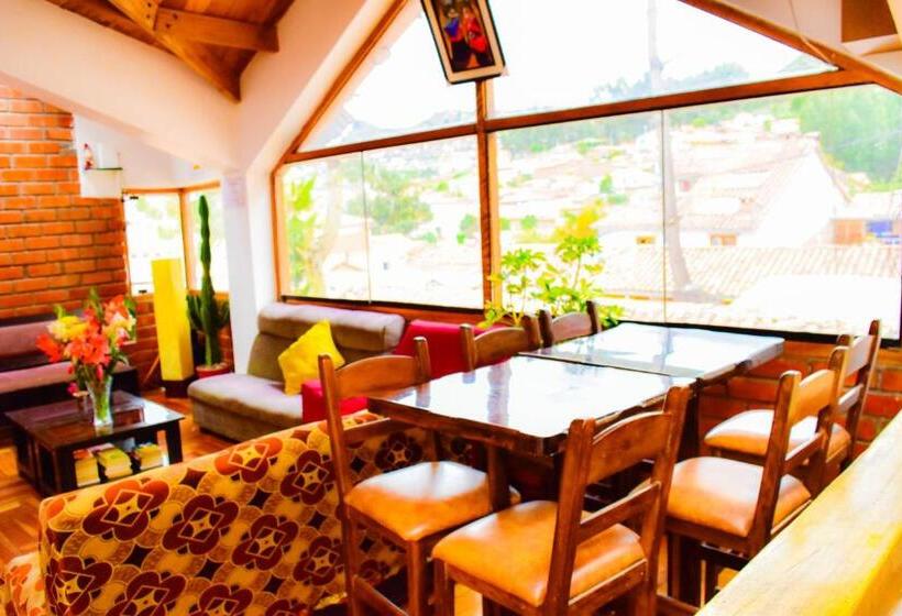 اتاق خانوادگی, Hostal Comarca Imperial