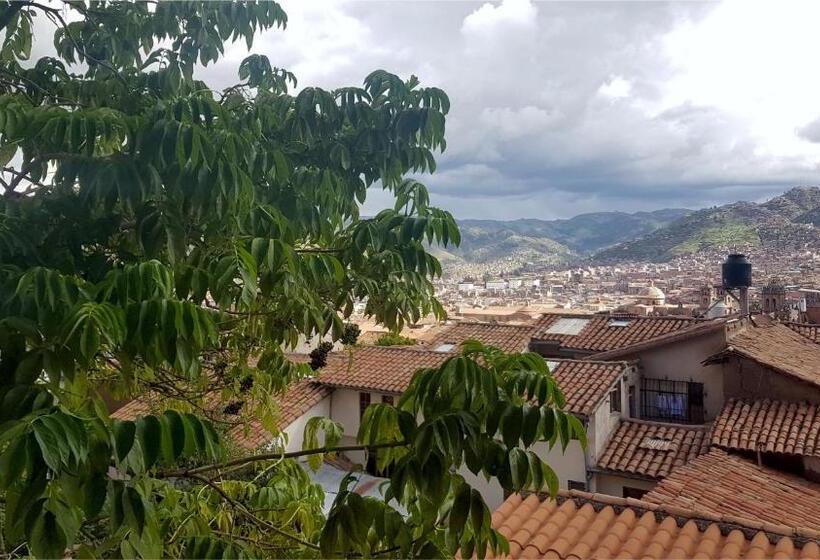 اتاق خانوادگی, Hostal Comarca Imperial