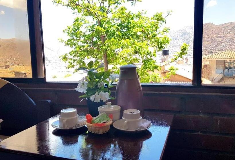 اتاق خانوادگی, Hostal Comarca Imperial